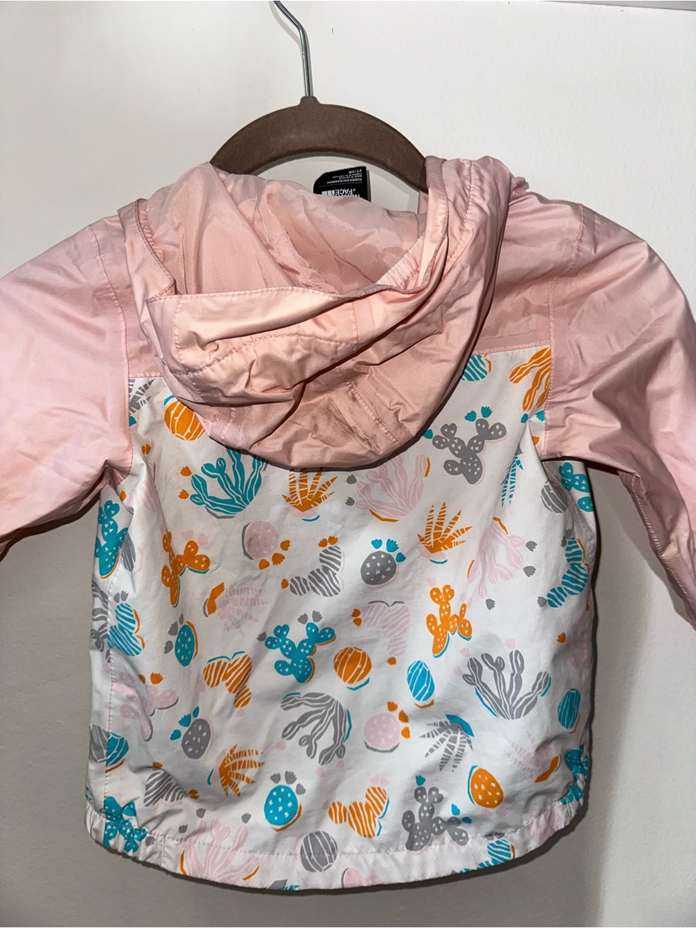 {The North Face} Pink & Patterned Kids Rain Jacket - Picture 2 of 4